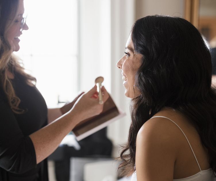 Natural Bridal Makeup vs. Full Glam: Which Look Is Right for You?