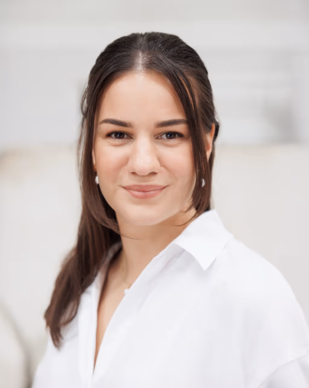 Meliha Ziberoska — Assistentin Back Office