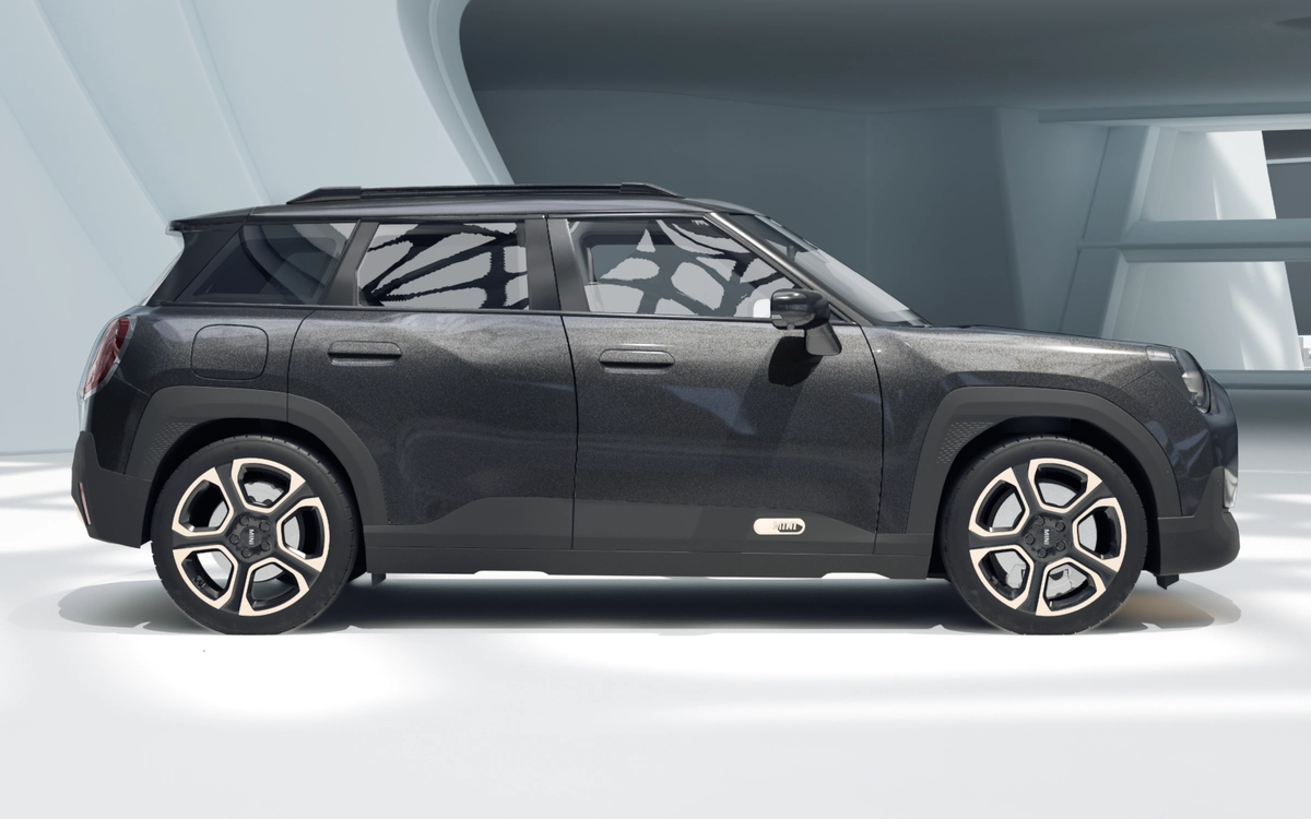 MINI Aceman vue de profil