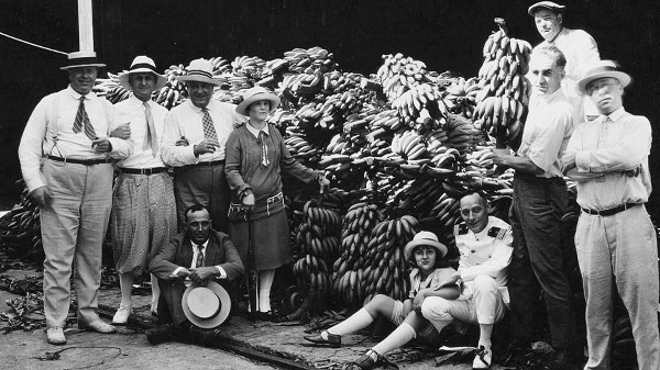 Fotograma de la película When Banana Ruled