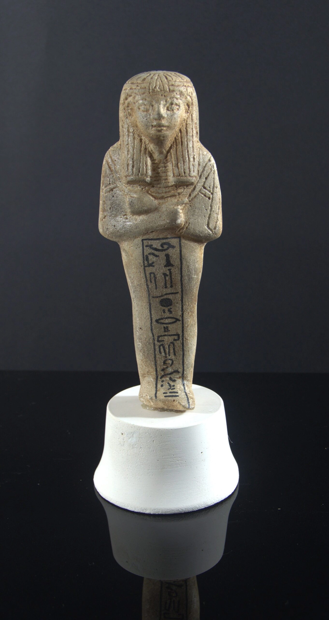 Contemporary archaeological replica of an Egyptian shabti. Limited edition. €85.
