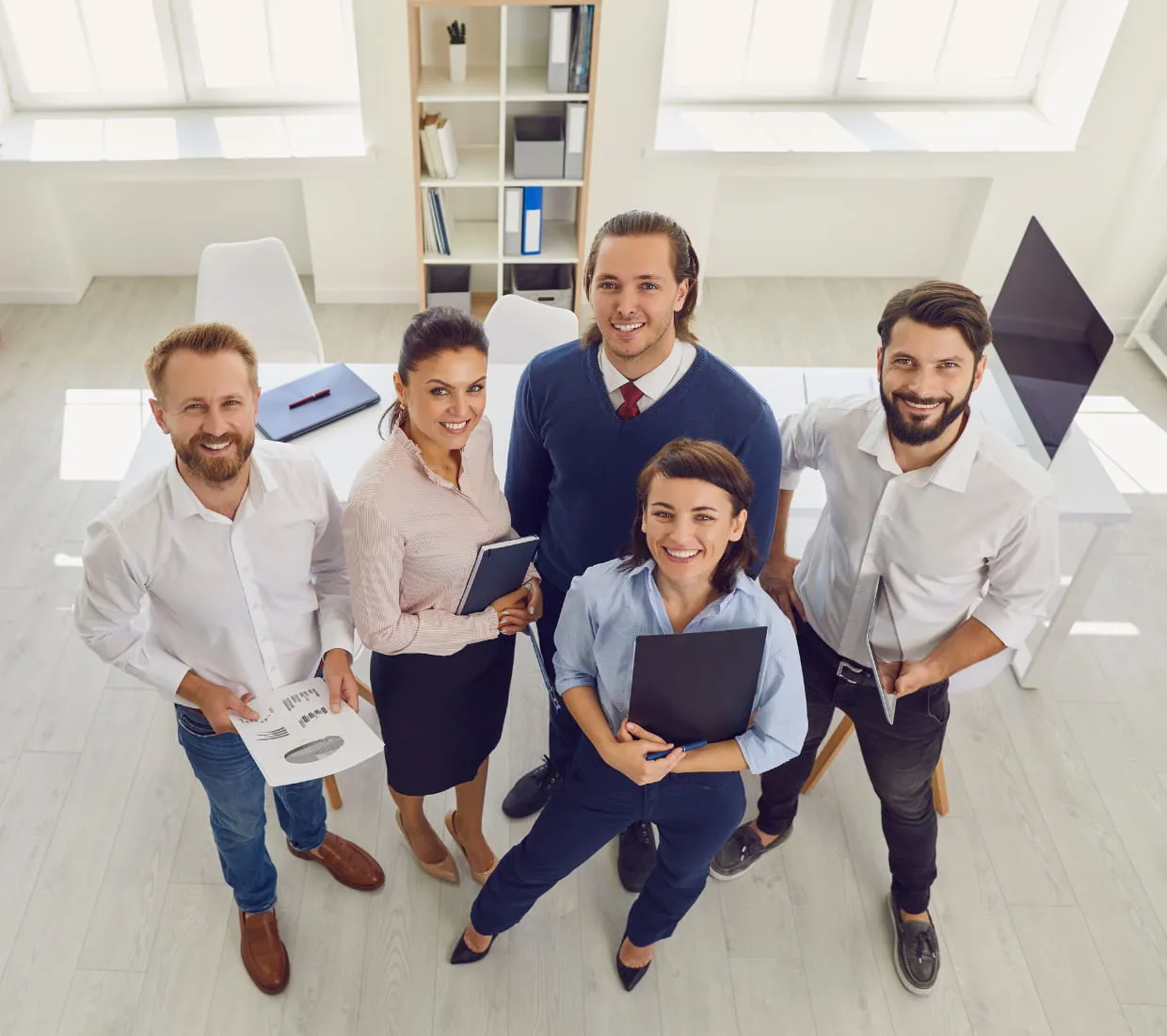 Atendimento acolhedor e personalizada para empresa - Distaque corretora