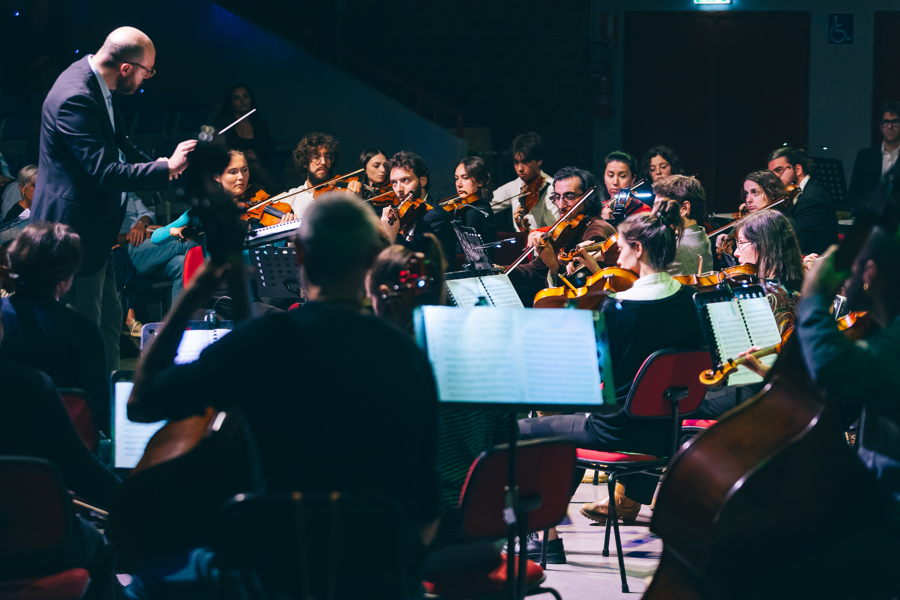 Aperi Symphony - Orchestra Senzaspine