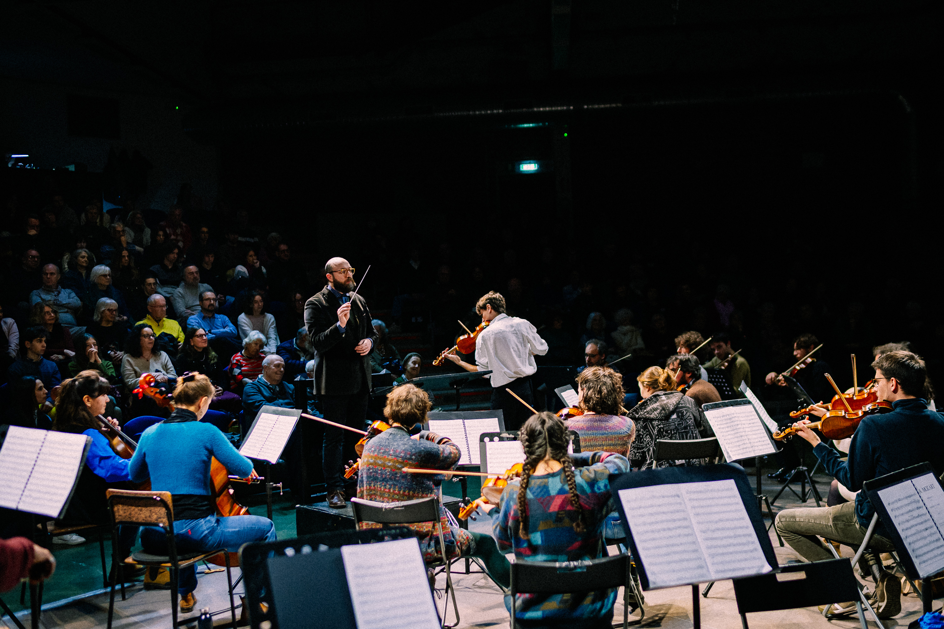 Aperi Symphony - Orchestra Senzaspine