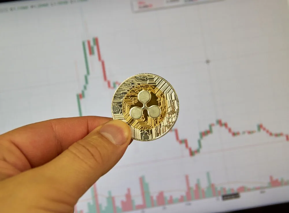 Monthly Close Watch: $3.30 Could Be XRP’s Springboard as eToro CEO Flags Soaring Demand