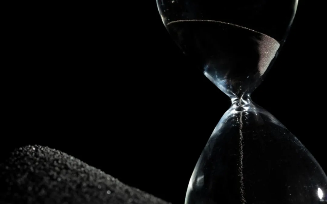 SEC Pushes Back Decisions on Dogecoin and Hedera ETFs