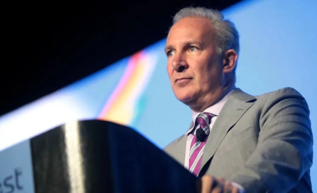 Peter Schiff Calls Strategy a Fraud, Challenges Saylor to Debate