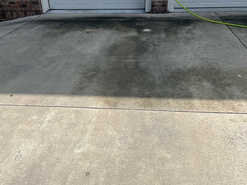 Dirty Concrete - Before Pressure Washing
