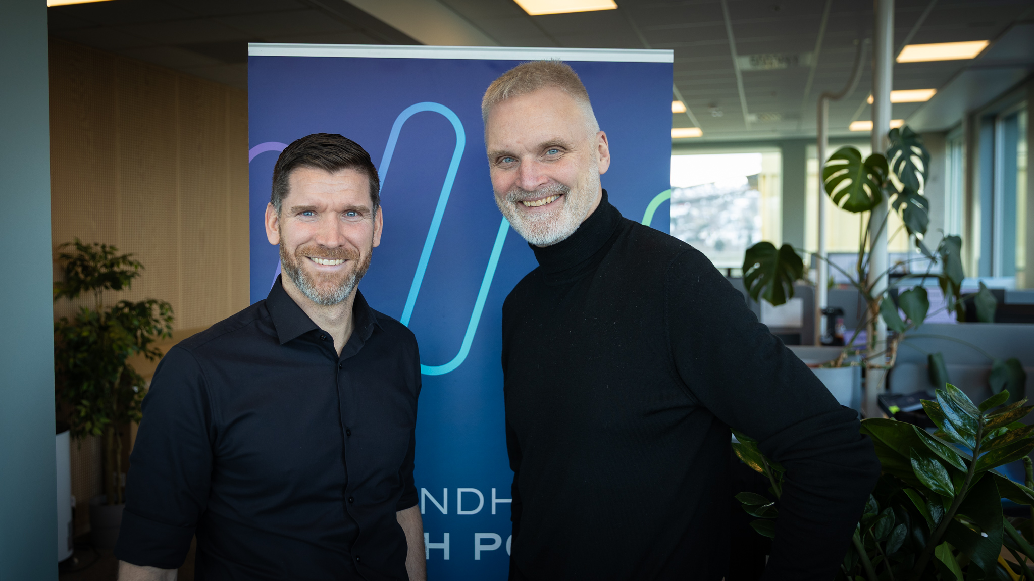 Erik Stokke og Erlend Solem i Trondheim Tech Ports kontorlokaler.