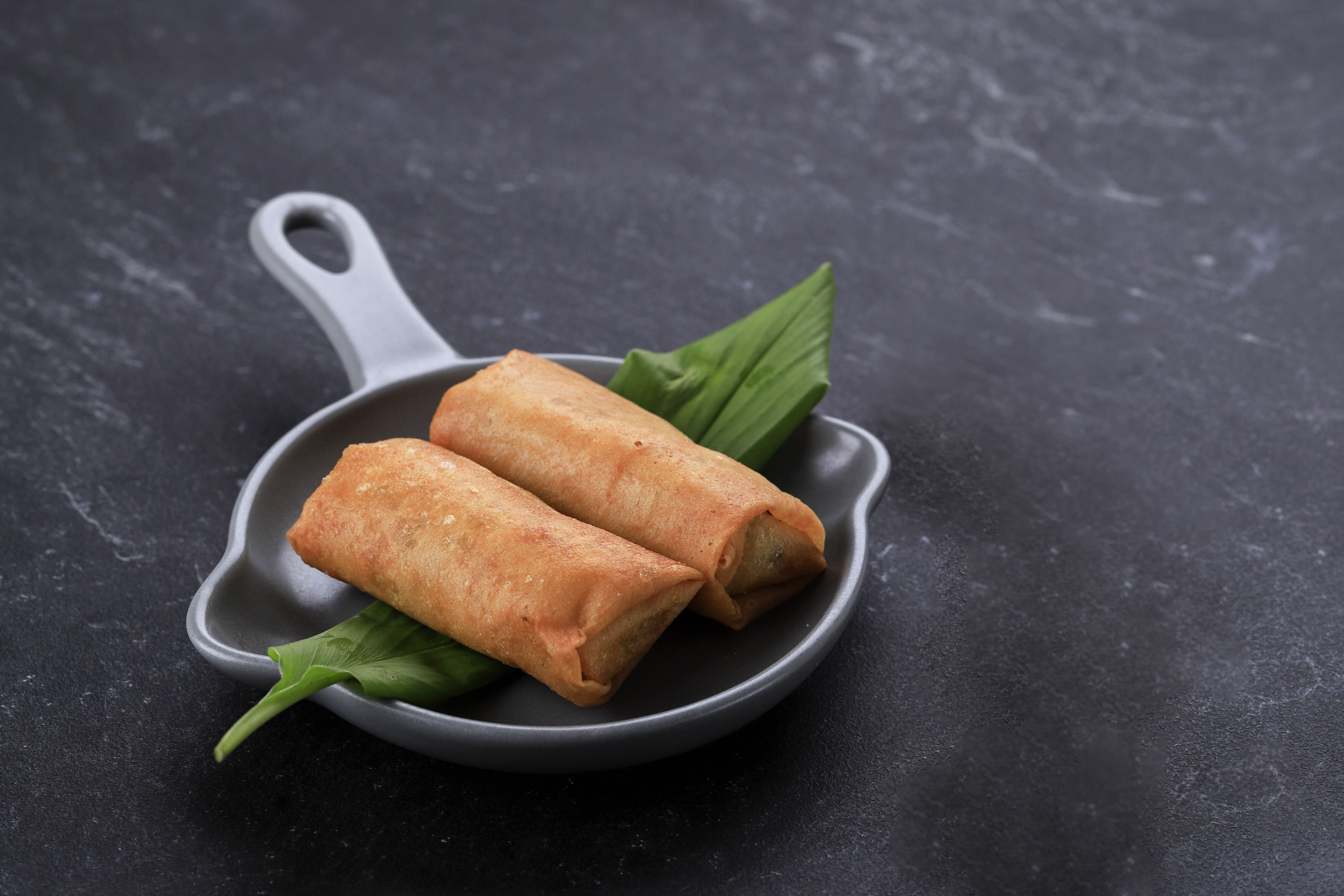 Lumpia pisang chocolat