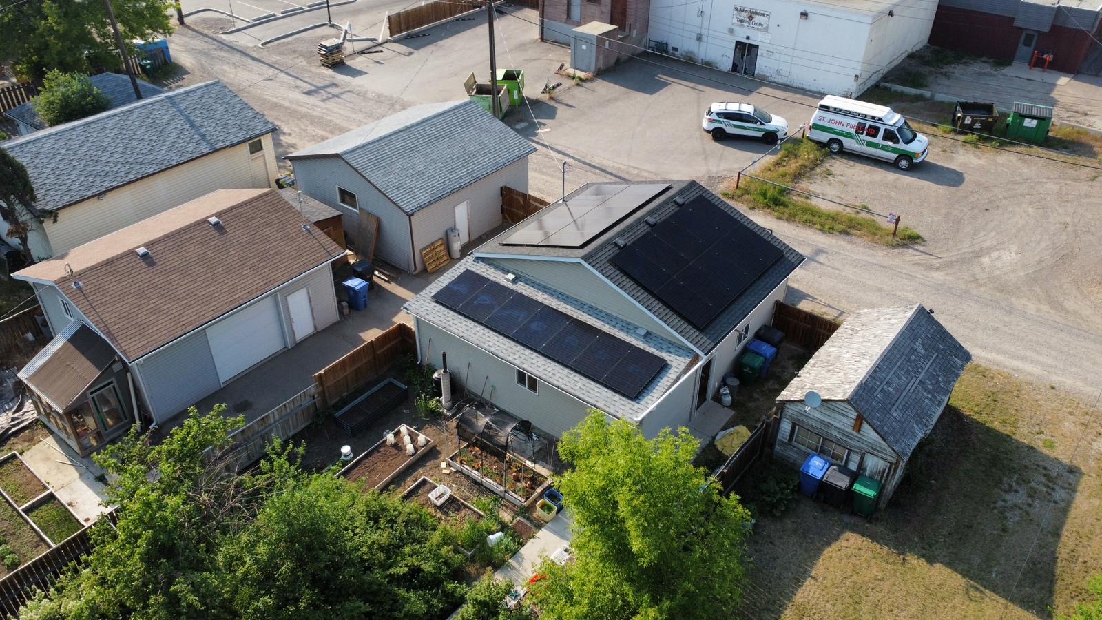 solar panels on roof alberta