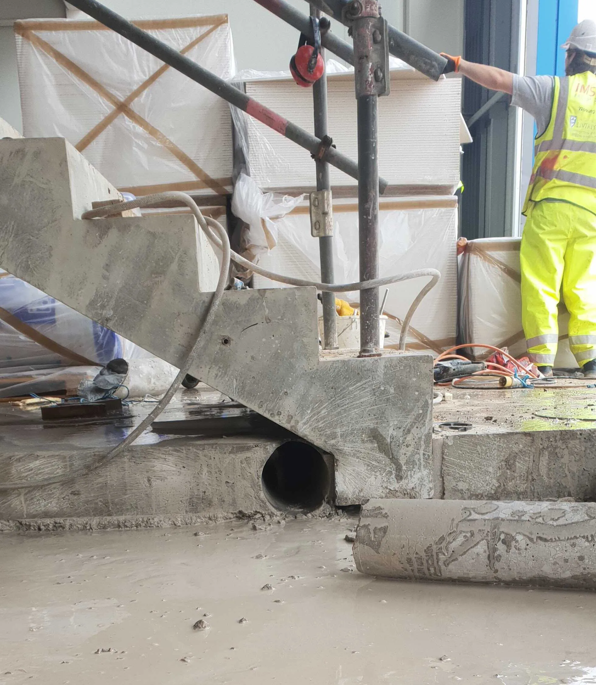 Diamond drilling slurry