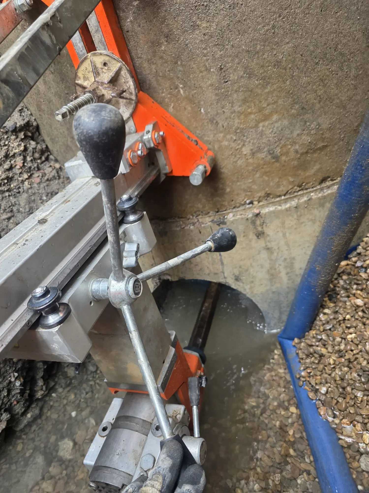 Why Hydraulic Bursting is the Future of Concrete Demolition