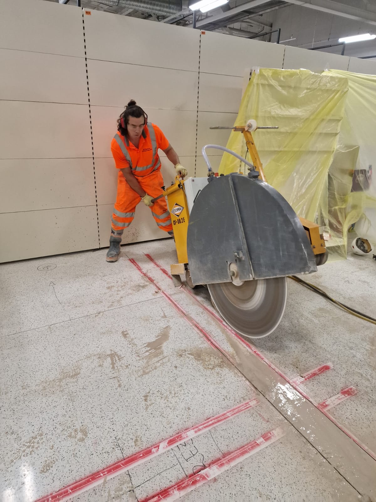 When Should You Use Floor Sawing?