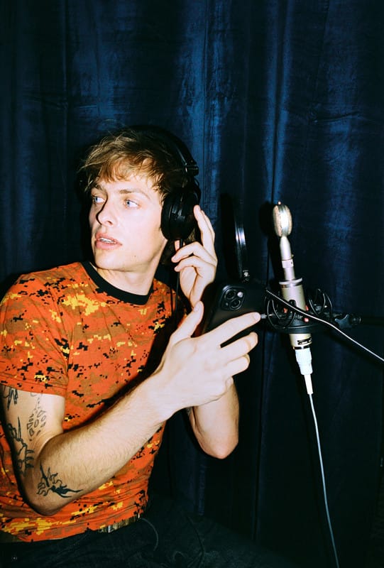 What is the Difference Between a Single, an EP, and an Album?