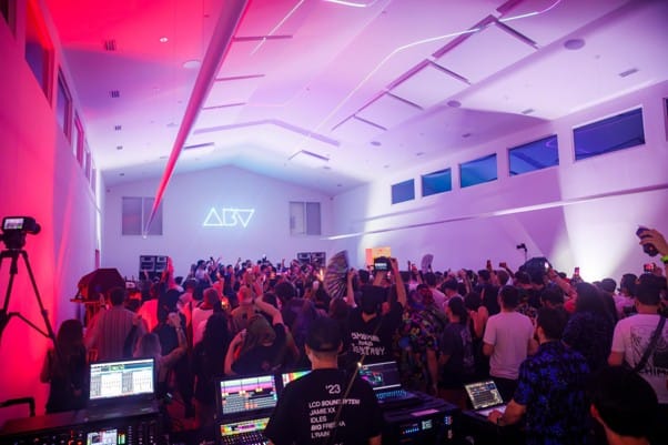 CD Baby vs. SoundCloud: Pricing, Royalties & Growth Compared