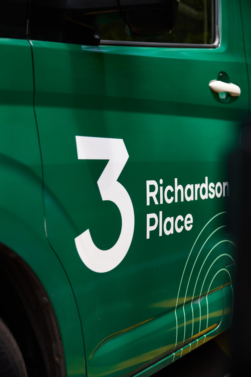 Bus new