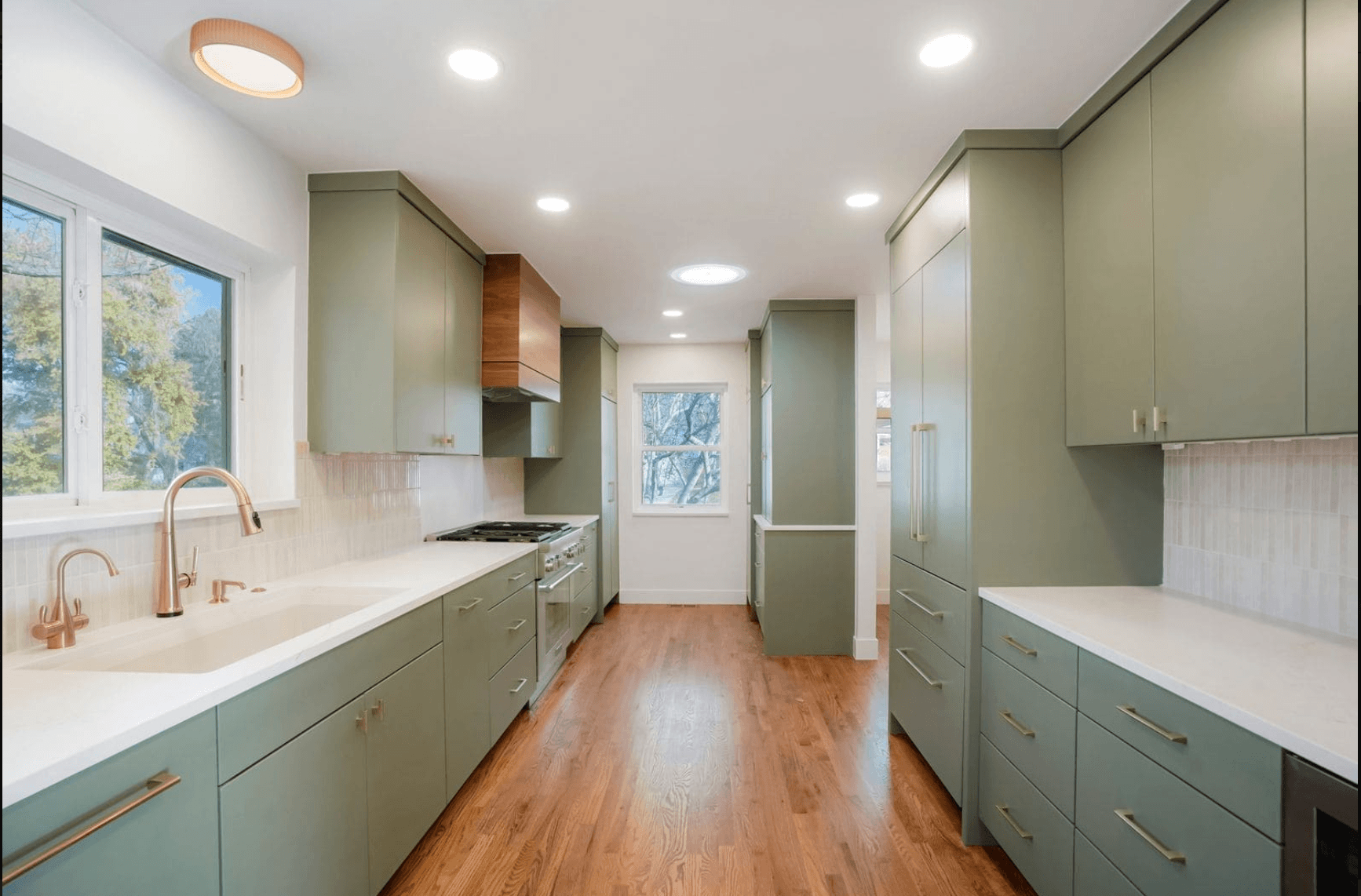 1795 E Cornell