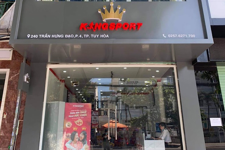 Một số hình ảnh tại cửa hàng Kingsport Phú Yên