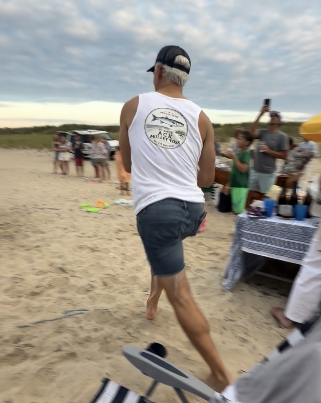 AKC Mullet Toss