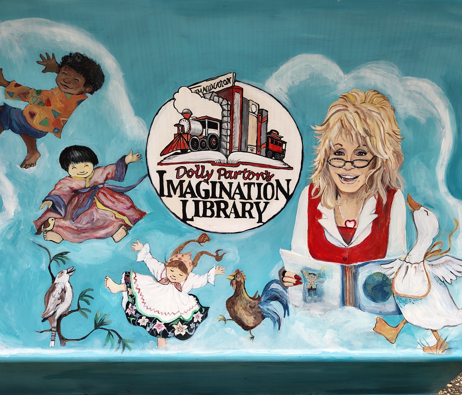 Bay Minette Public Library's Dolly Parton Imagination Library display