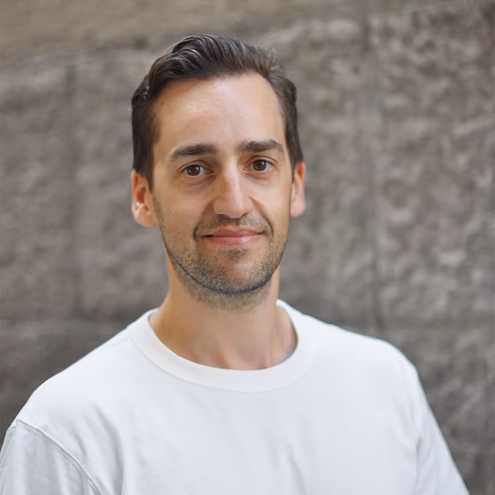 Daniel Amosy
