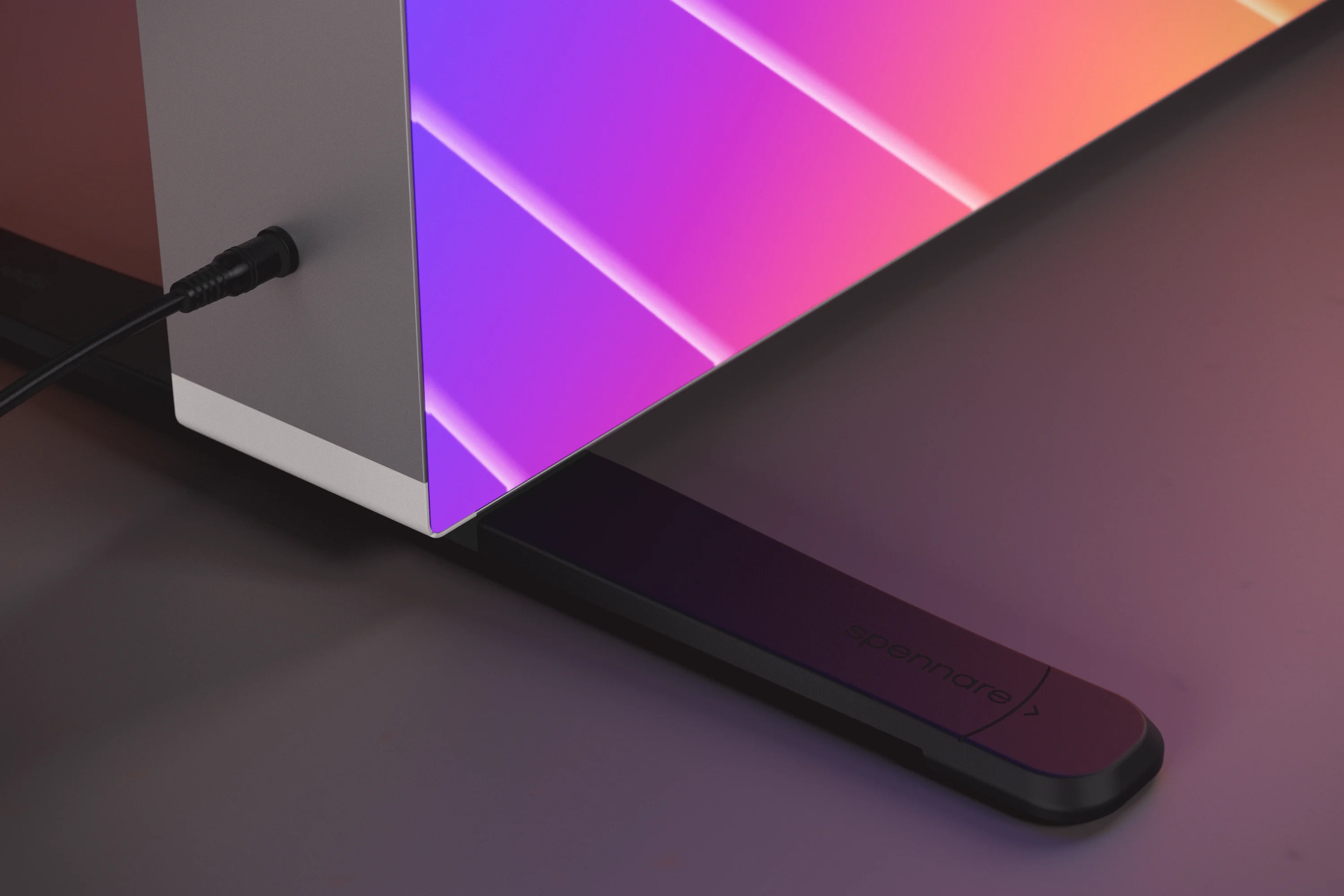 LUMO lightbox power connection and foot