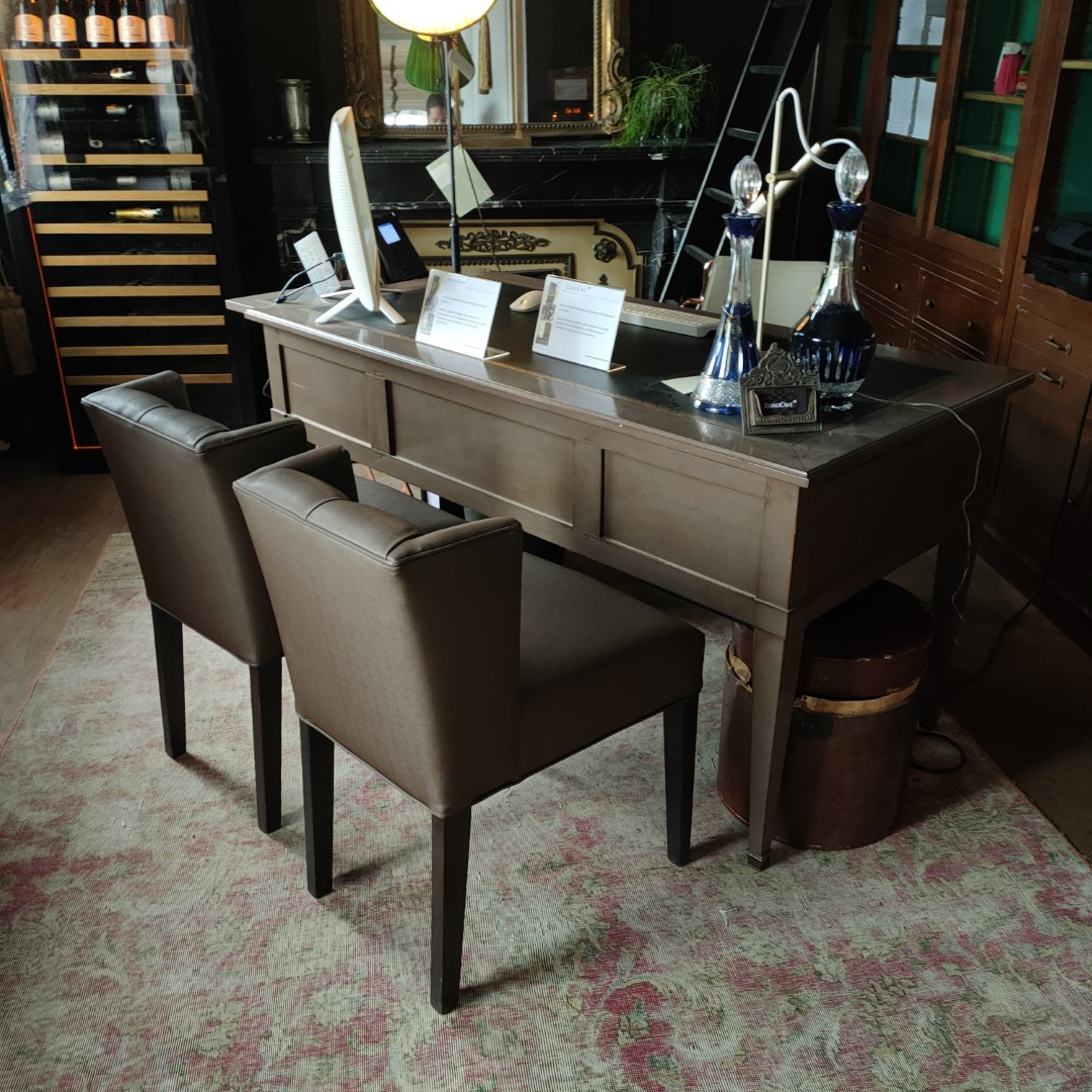 bureau ministre dire