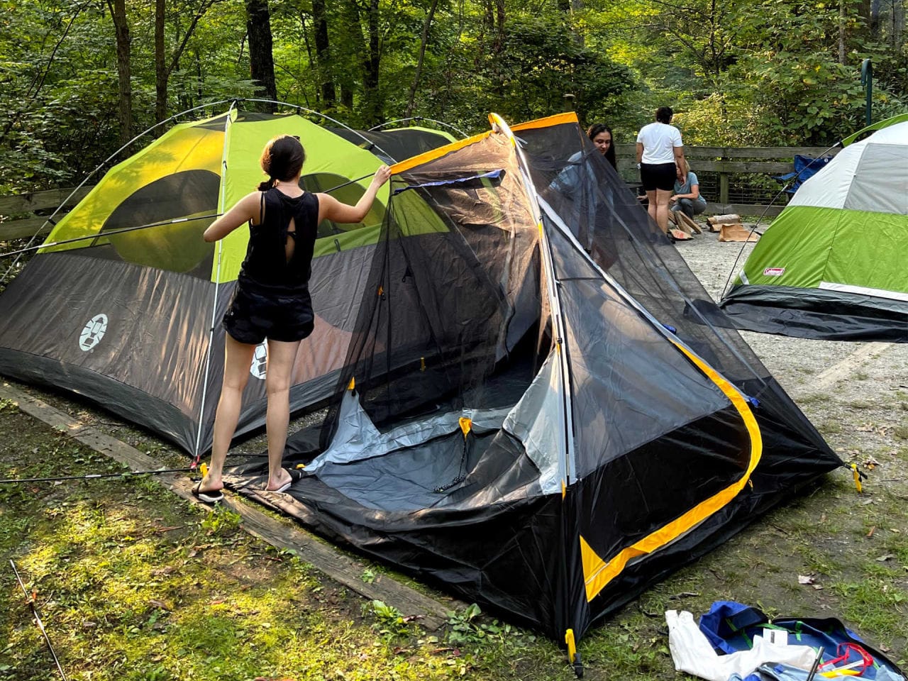 tent set up