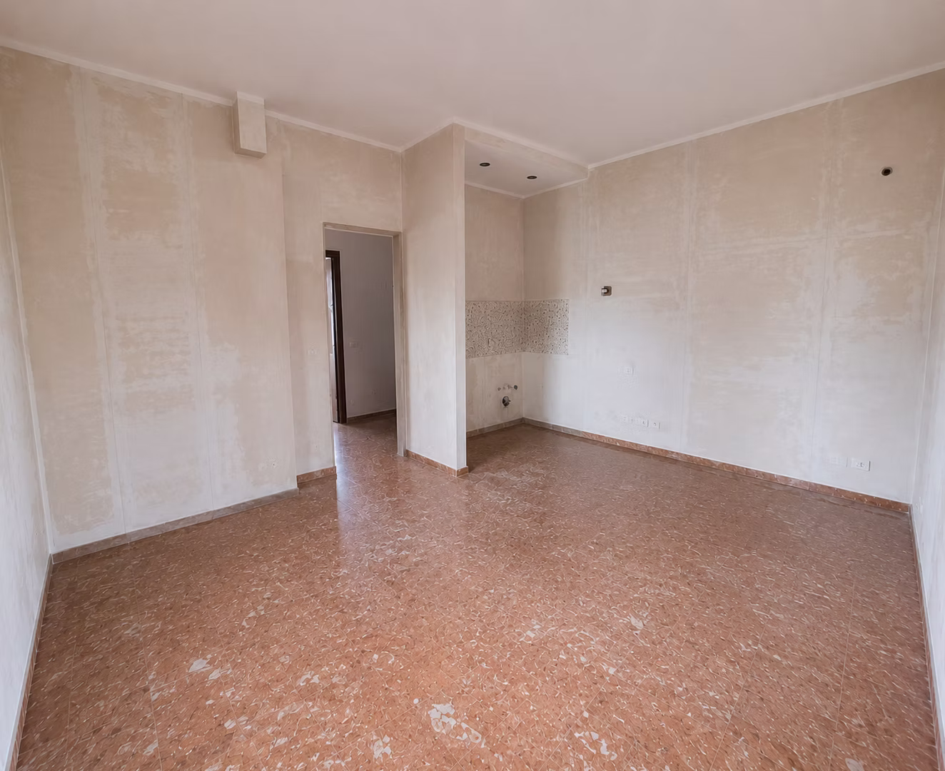 Salotto prima della ristrutturazione