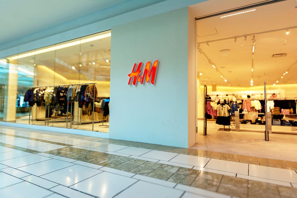 H & M – TAMPA