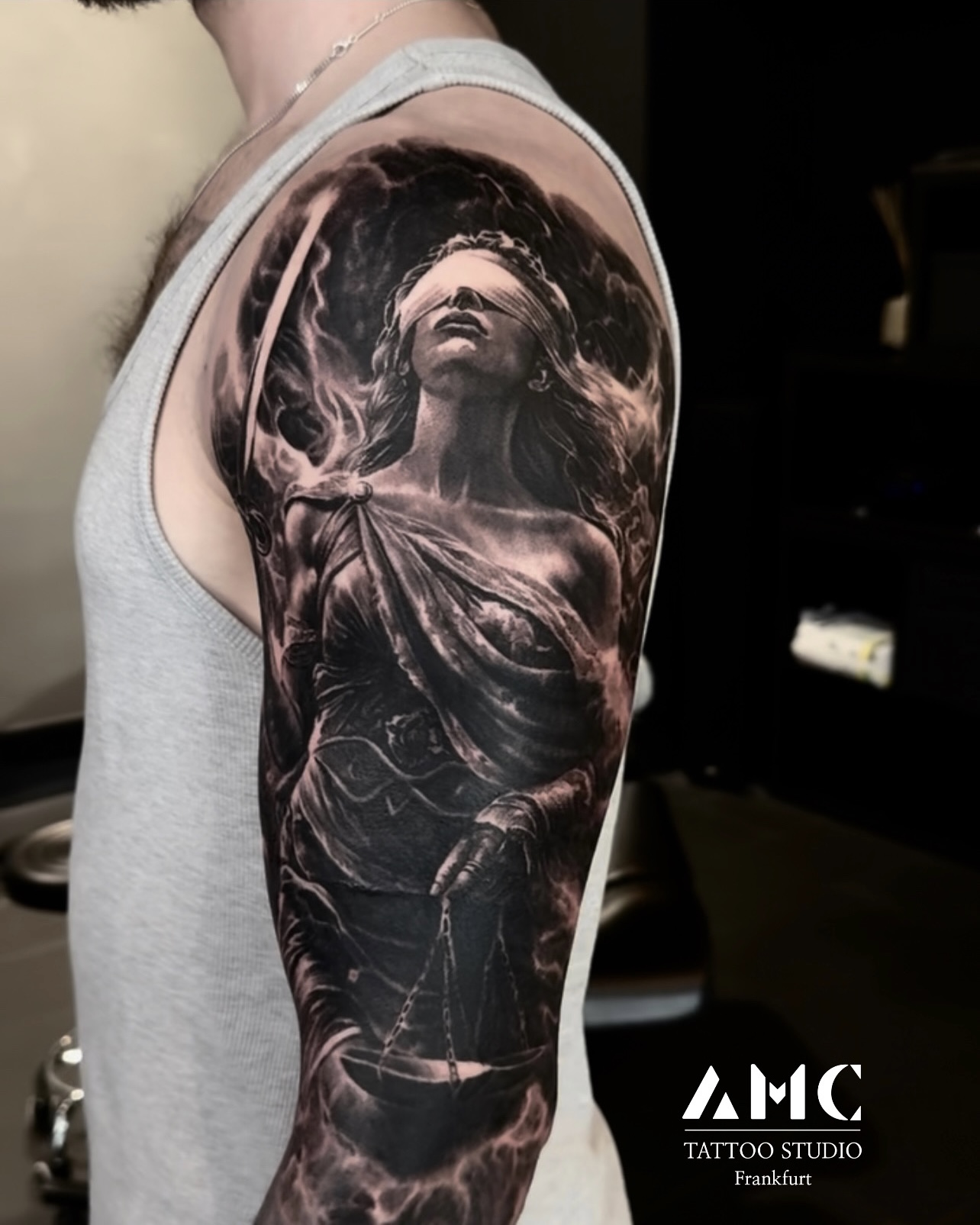 justizia tattoo frankfurt
