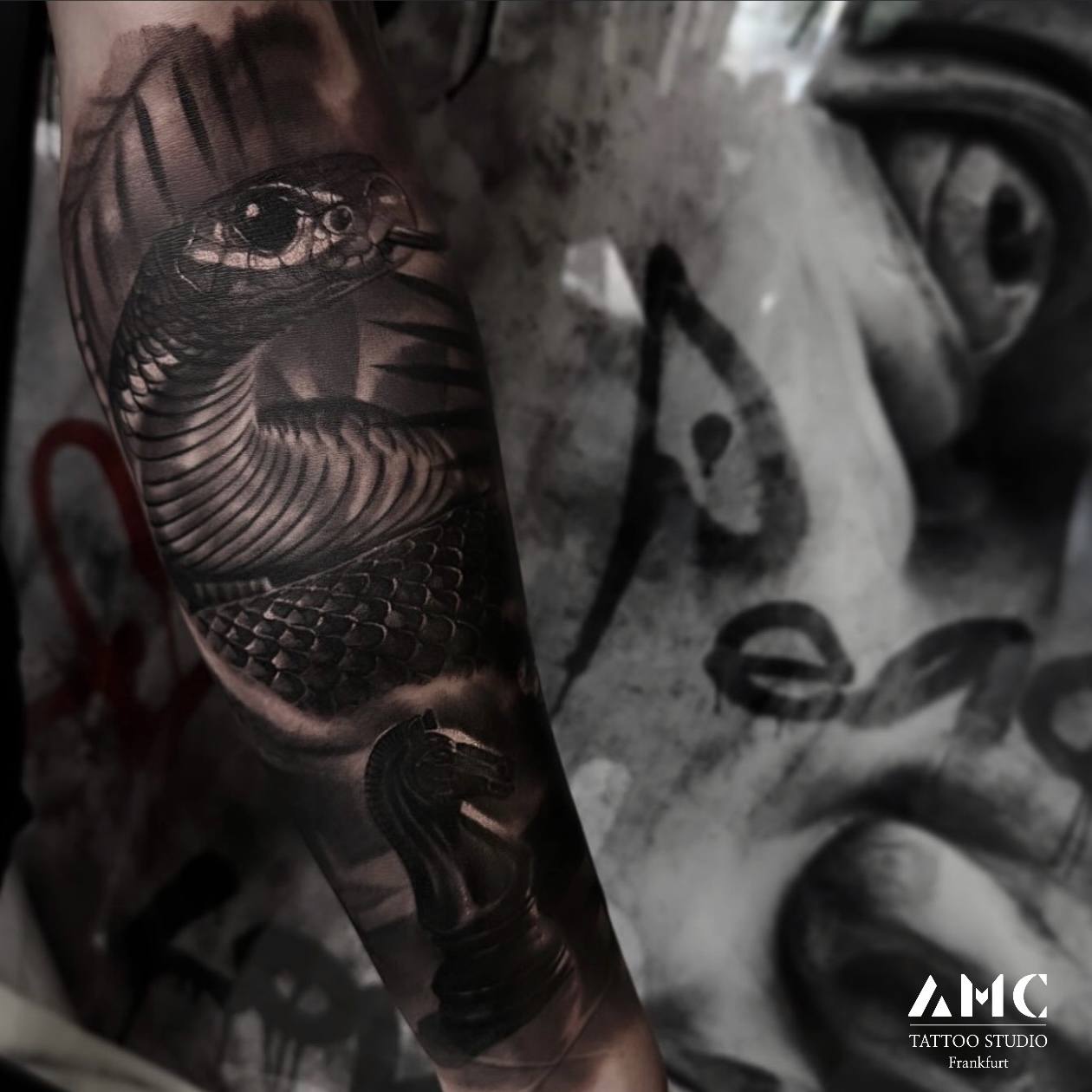 schlange tattoo frankfurt