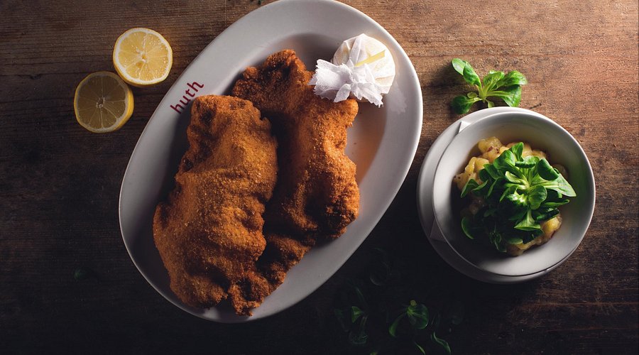 https://dynamic-media-cdn.tripadvisor.com/media/photo-o/12/22/ef/1f/original-wiener-schnitzel.jpg?h=500&s=1&w=900