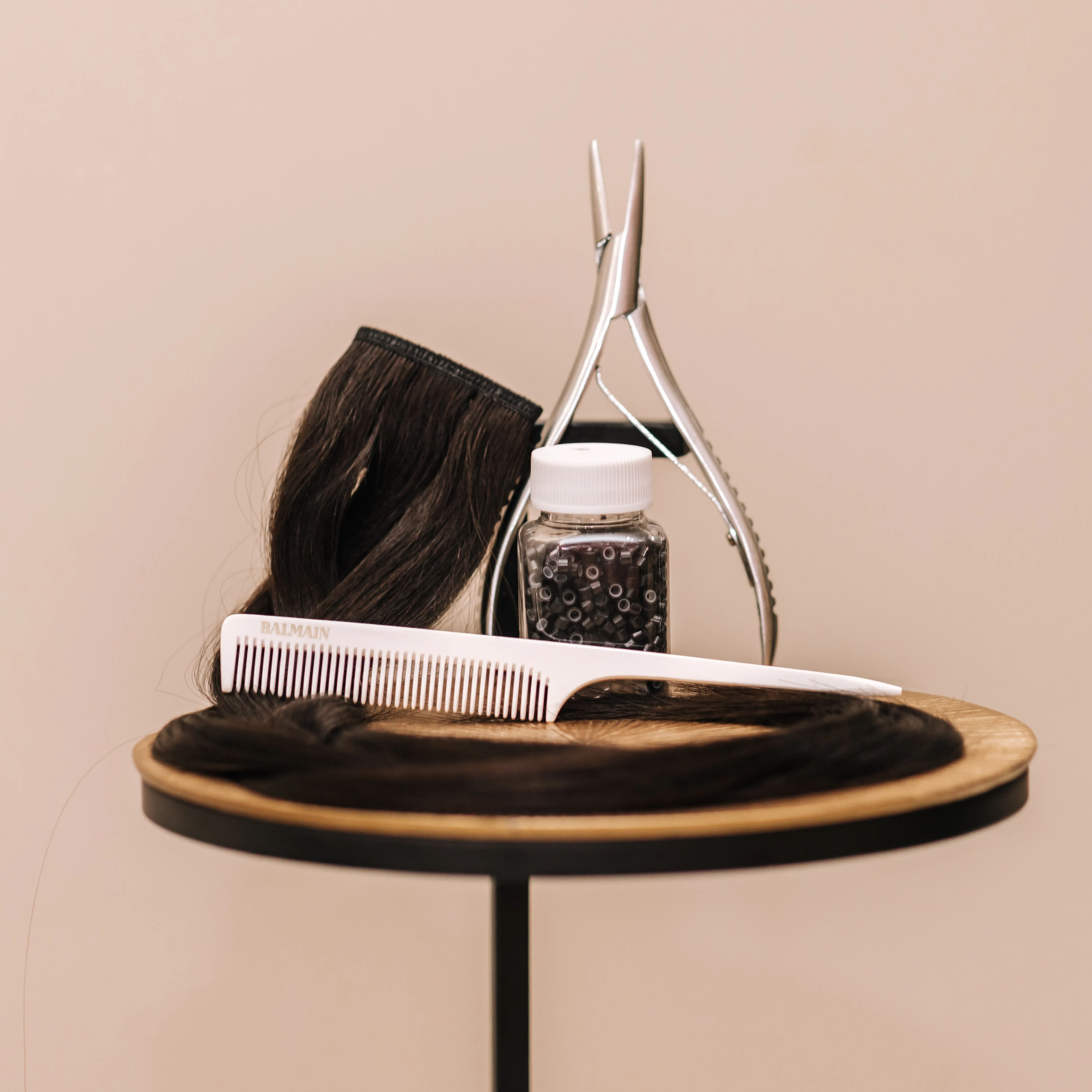 Hair extensions bij kapsalon LASCORPIA in Overveen