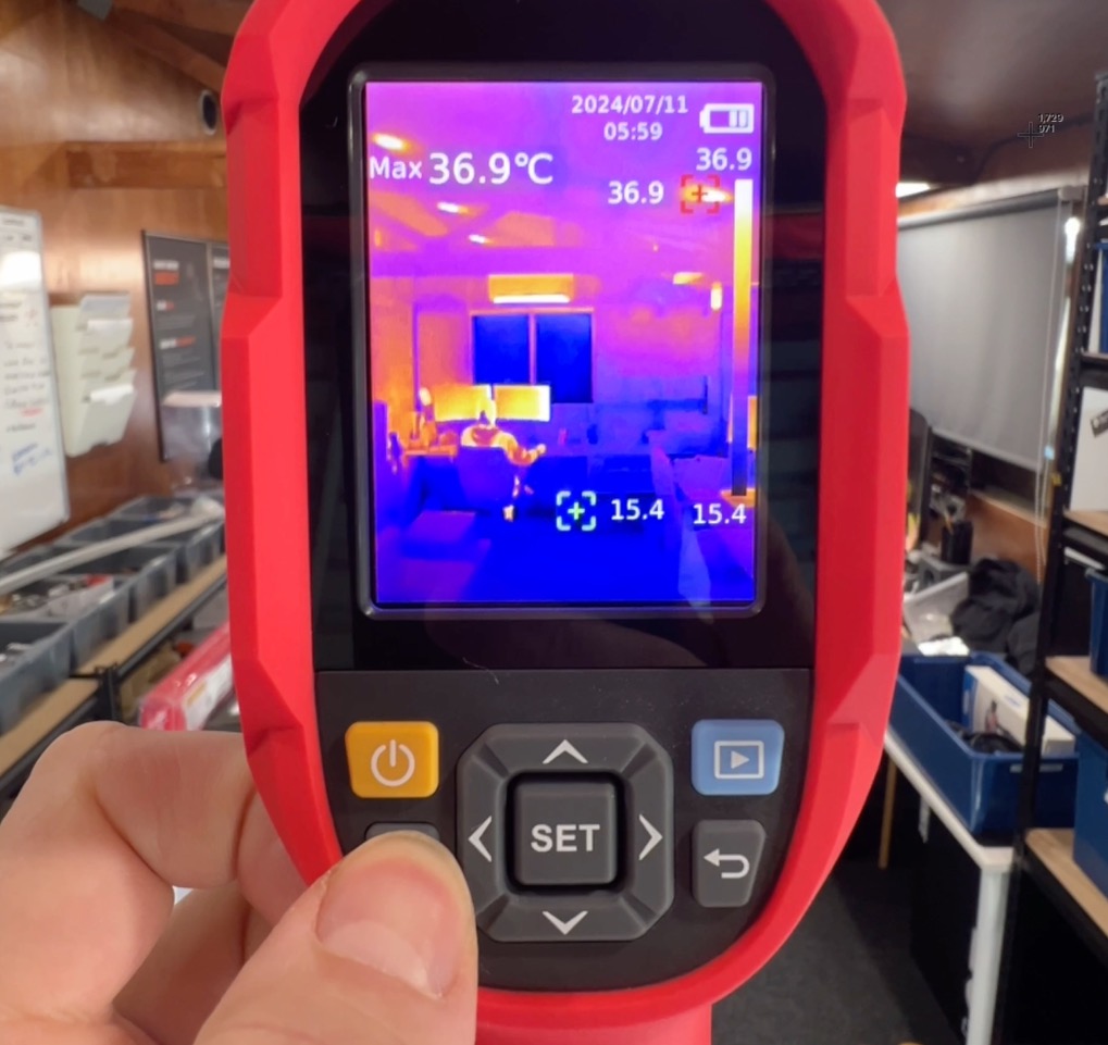 Thermal scan detecting switchboard overheating