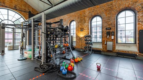 Der Functional Trainingsbereich des Homes Place Fitnessstudios in Bahrenfeld. 