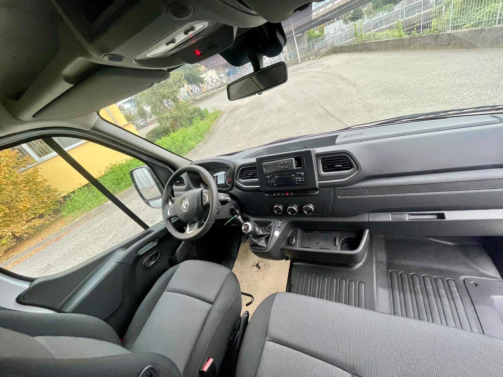 nuovo furgone isotermico frigo 7 epal Renault Master