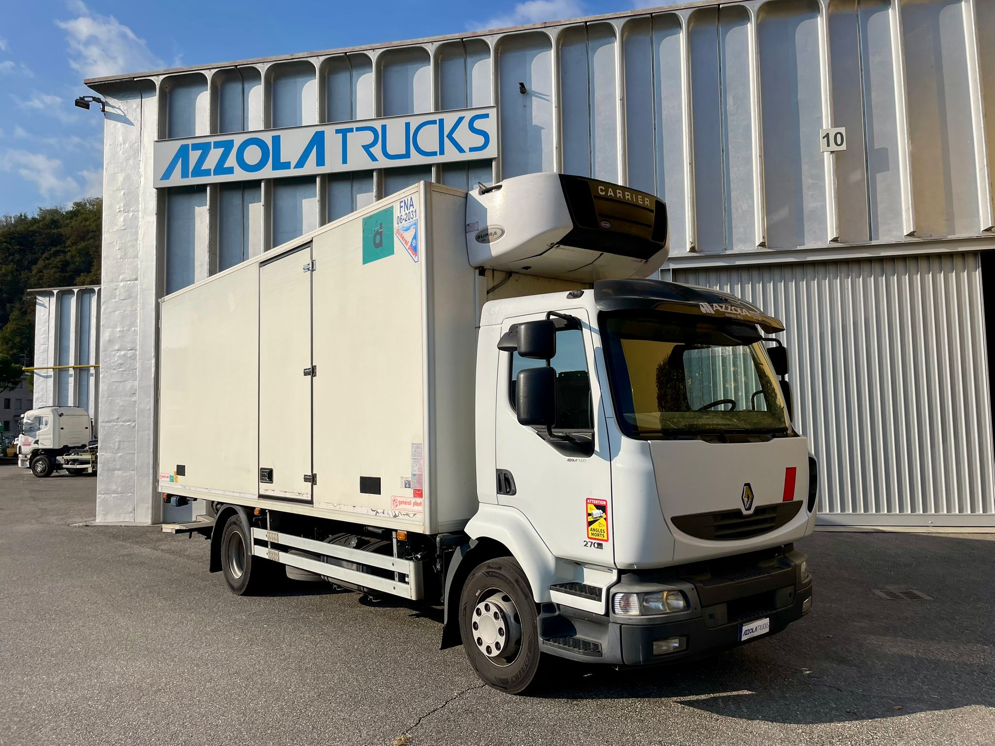renault midlum isotermico frigo 15 epal motrice 2 assi usata anno 2010