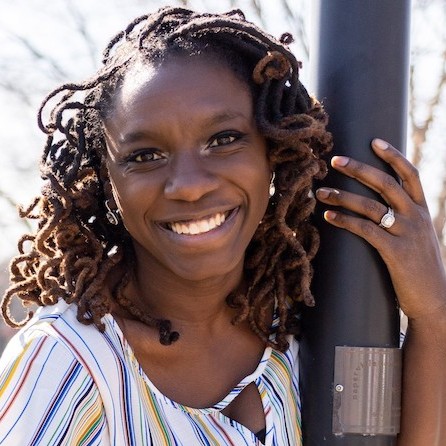 Danyale Washington, a Postpartum doula in Bloomingdale, Illinois