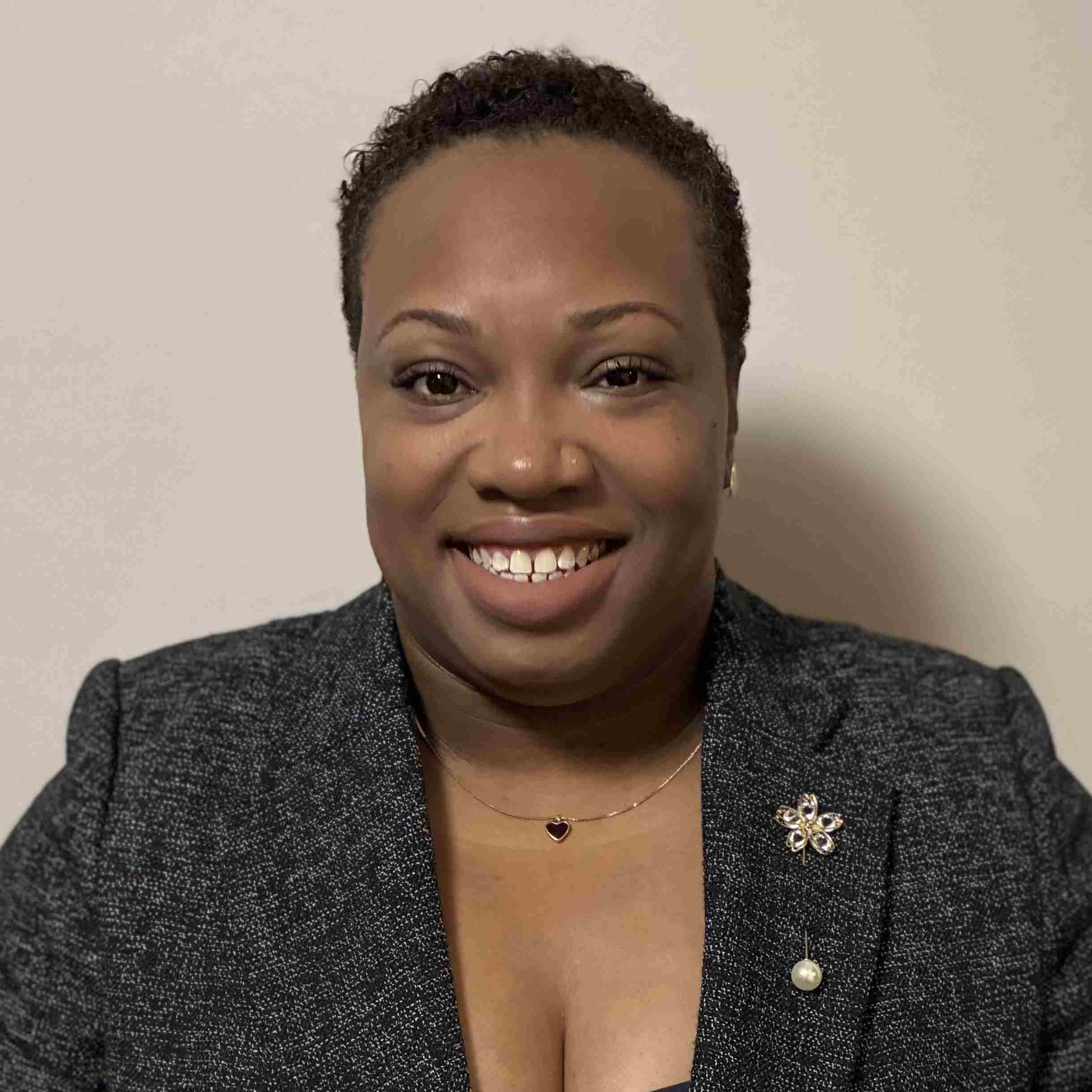 Senovia Holmes, a Birth & postpartum doula in Bolingbrook, Illinois