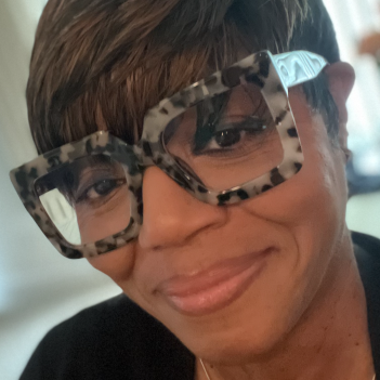 LaTrese Phillips, a Birth & postpartum doula in Chicago, Illinois