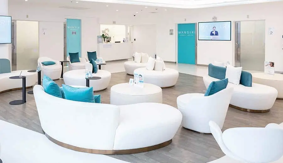 Wansiri Hospital lobby