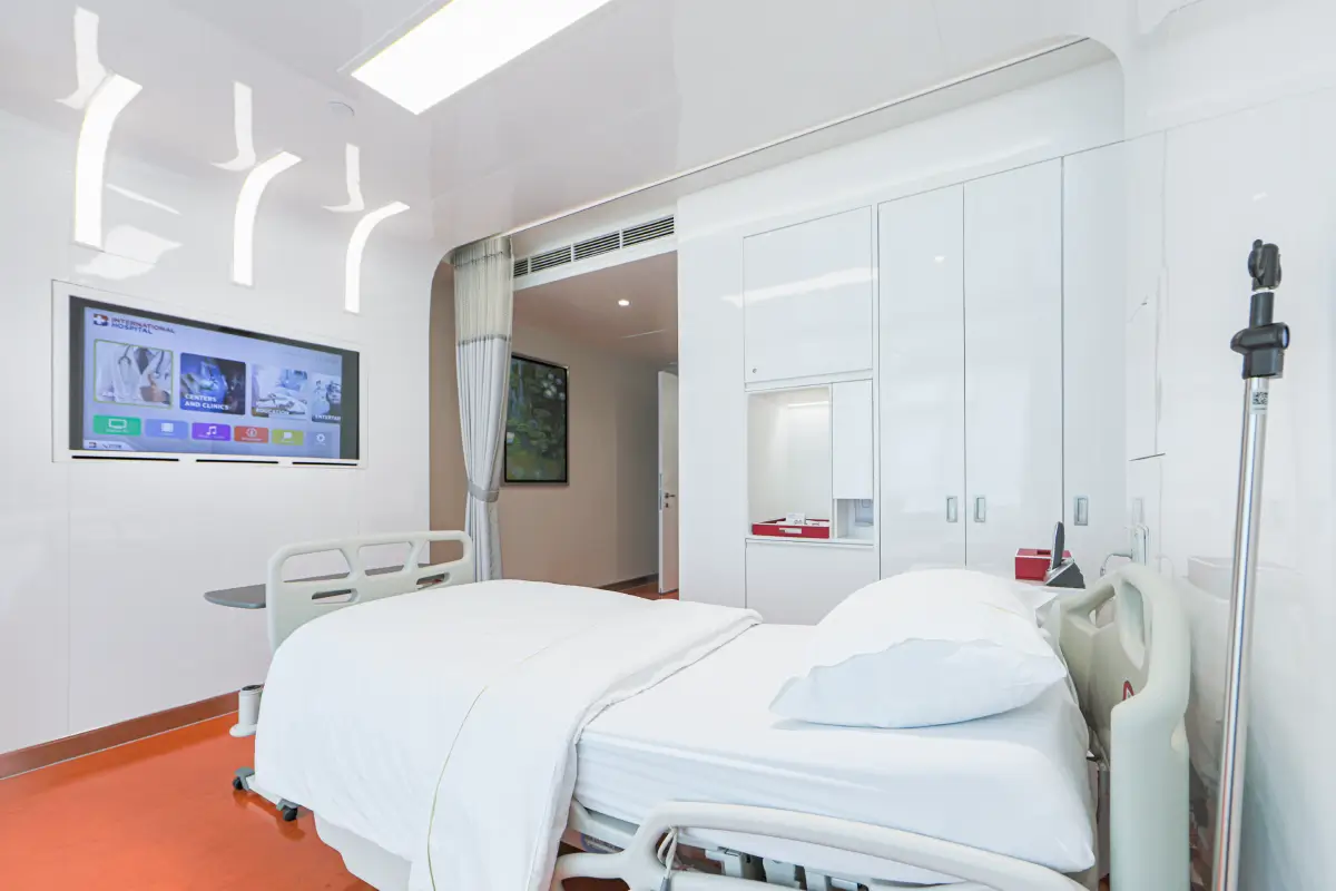 Bangkok Hospital IPD room