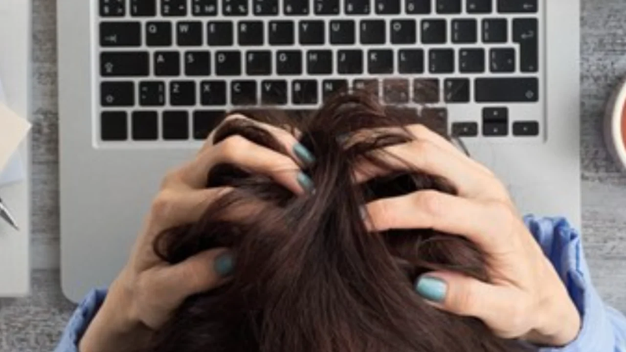 Remote work anxiety is a real leadership challenge. Practical ways managers can support employees, recharge, communicate better and use technology to help.