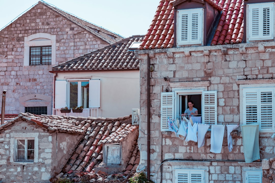 CountBricks pressure washing prices & rates for homes