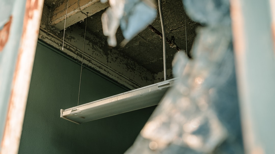 CountBricks Guide to Hanging Ceiling Drywall for Homes