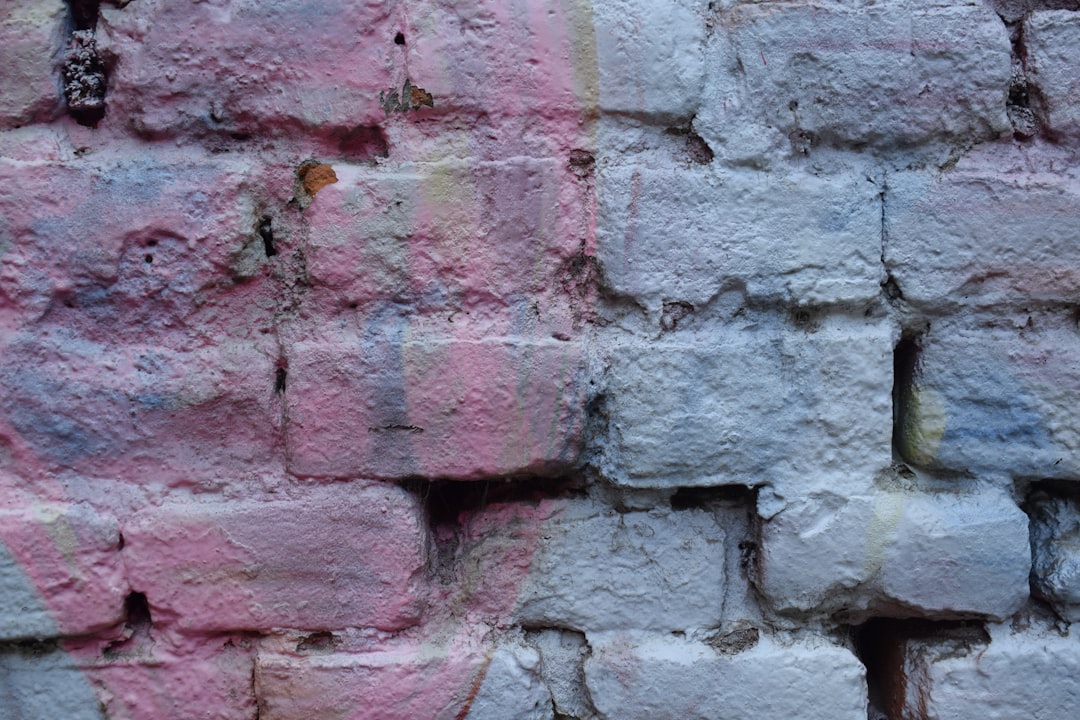 CountBricks Cost to Remove Paint from Brick House Guide