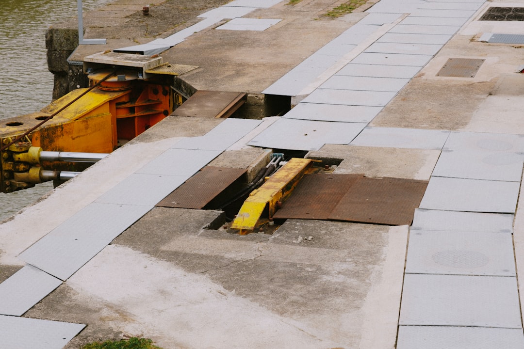 CountBricks Residential Guide to Laying Concrete Sidewalk