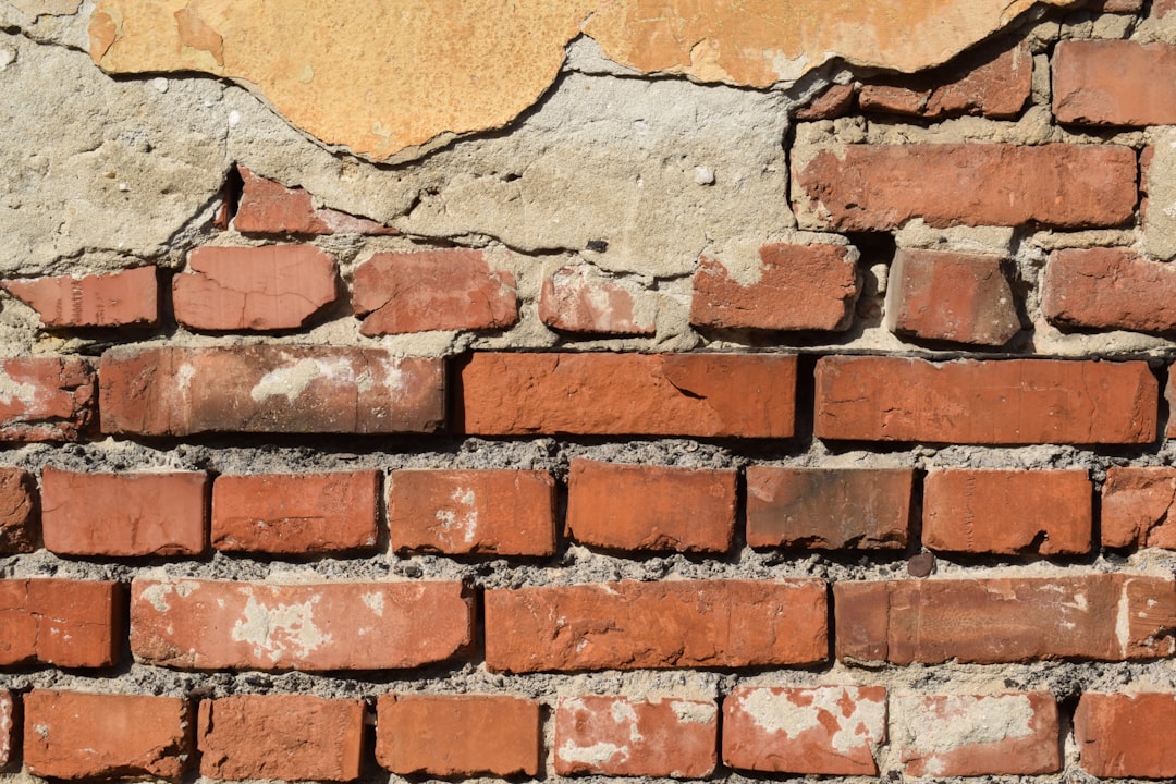 Cost of Brick Wall: CountBricks Residential Pricing Guide